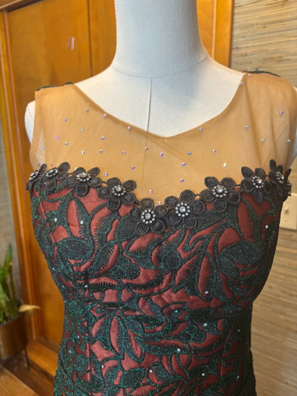 Custom Designed Gown - Picture 2 of 7